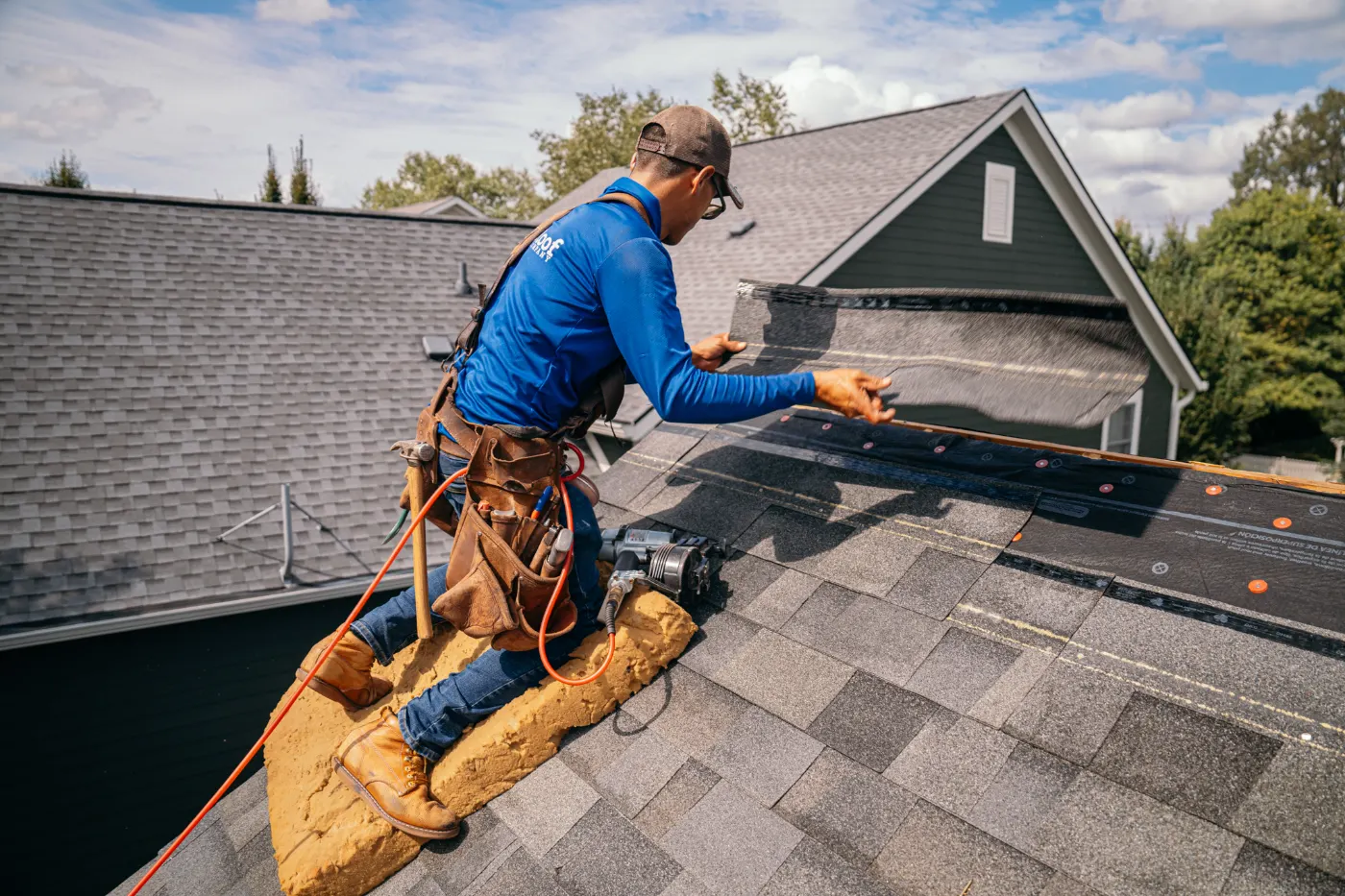 Manufacturer-certified roof installation in Clay City