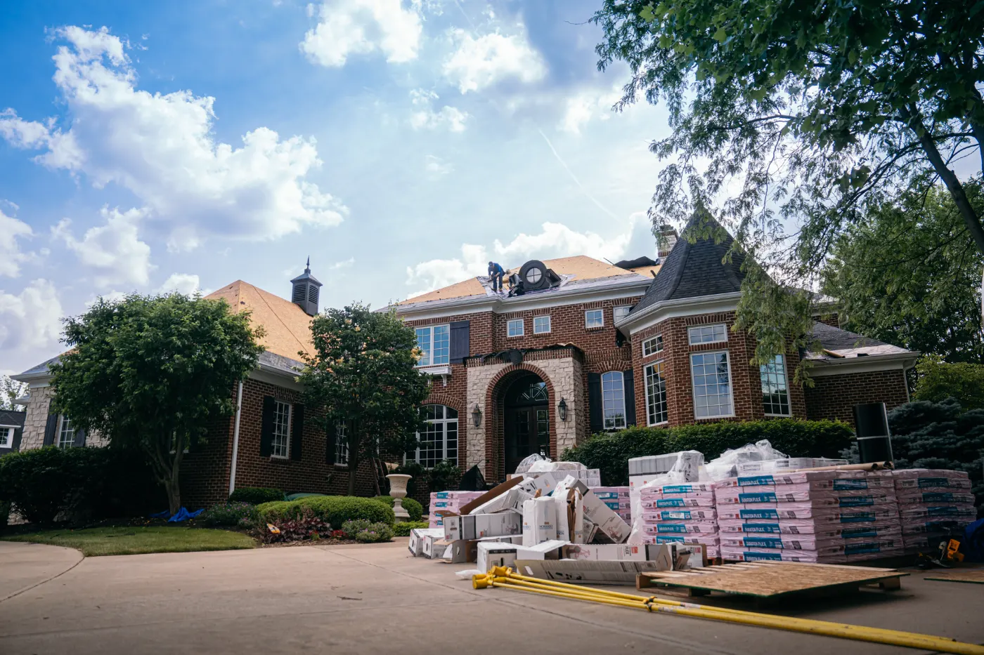 Flashing and seam work in Clay City